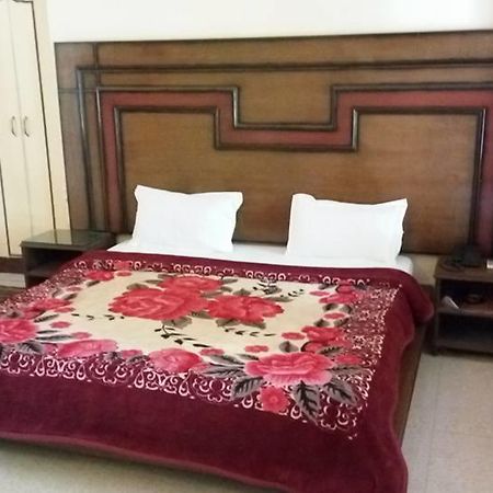 Hotel Bhajgovindam Haridwār Eksteriør billede
