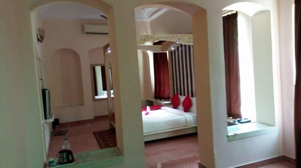 Hotel Bhajgovindam Haridwār Eksteriør billede